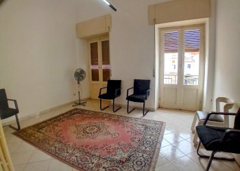 sala da pranzo - Palazzo Storico Piazza San Rocco 22, Torre De' Passeri - foto 22