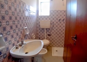 bagno - Palazzo Storico Piazza San Rocco 22, Torre De' Passeri - foto 27