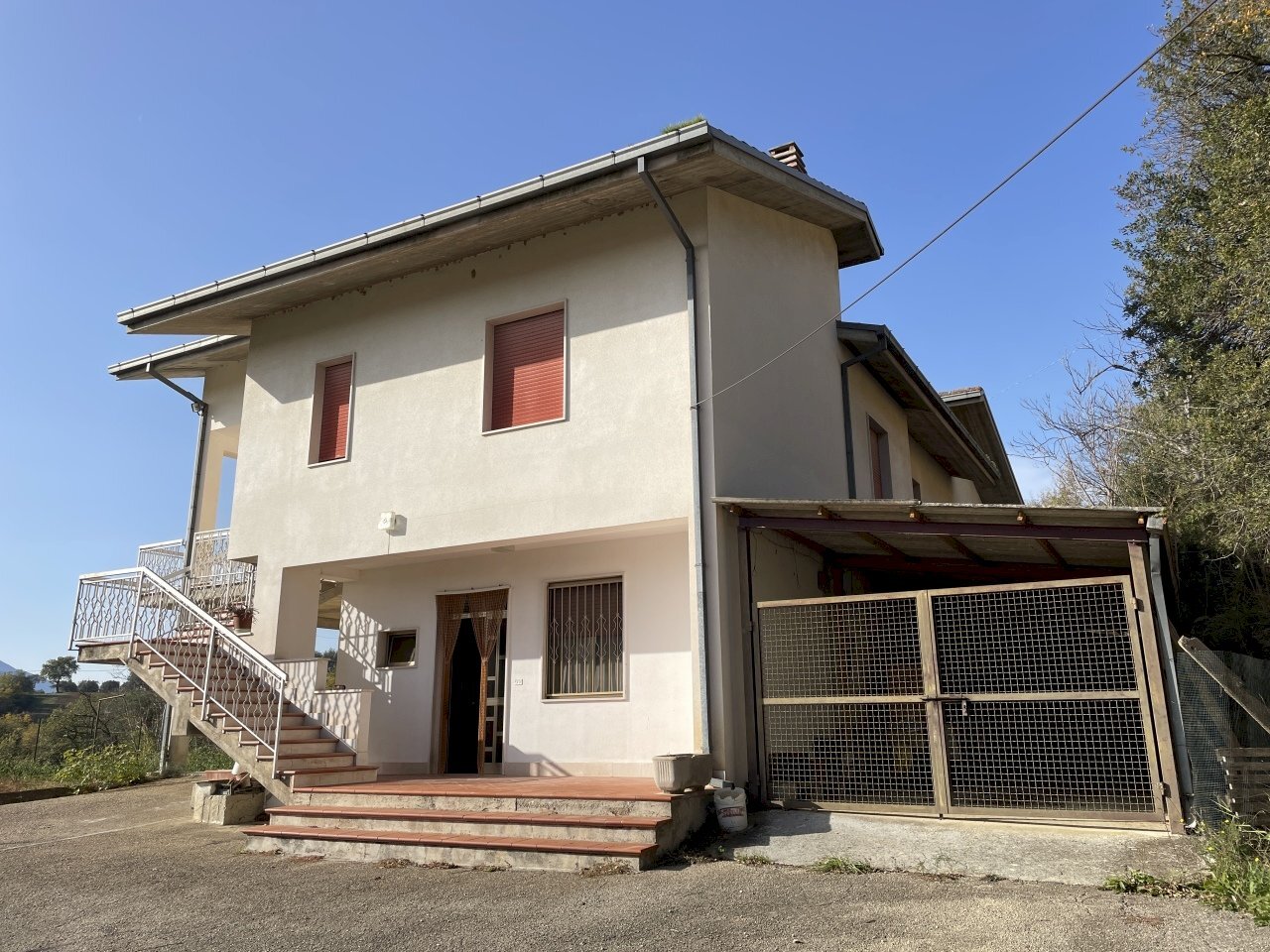 facciata - Casa indipendente Via Fonte Pianuccia 3, Rosciano - foto 2