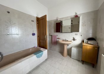 bagno - Casa indipendente Via Fonte Pianuccia 3, Rosciano - foto 25