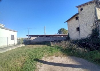 giardino - Capannone Via Tiburtina 47, Manoppello - foto 18