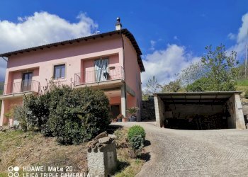 IMG_20250422_113520.jpg - Casa indipendente Contrada Santa Maria 12, Farindola - foto 2