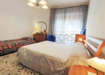 camera matrimoniale A - Quadrilocale Via Aurelia Nord 166, Viareggio - foto 24