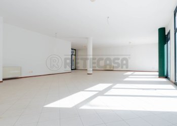 IMG_7669.jpg - Locale Commerciale Via Acque 6, Bolzano Vicentino - foto 5