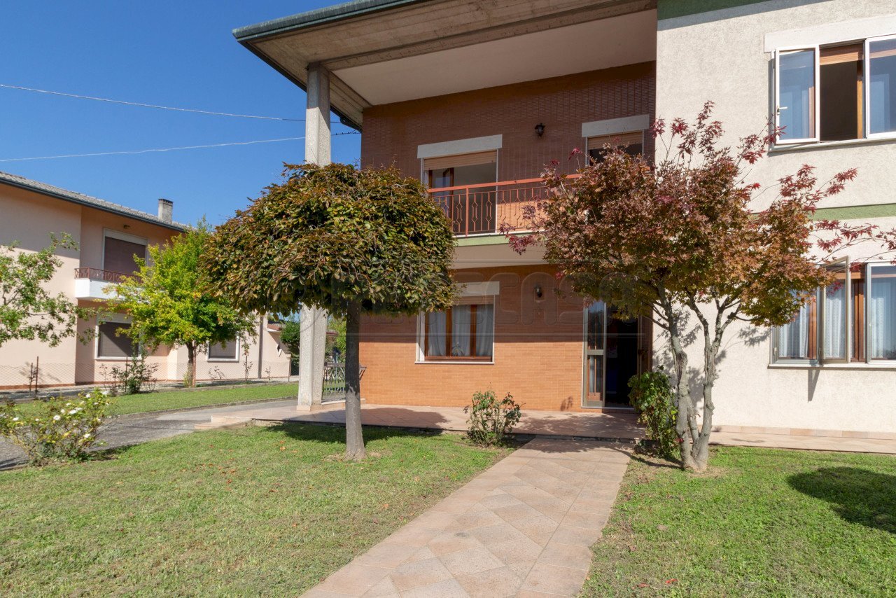 IMG_7662.jpg - Portion of a house VIA DEGLI EROI 65, Quinto Vicentino - photo 1