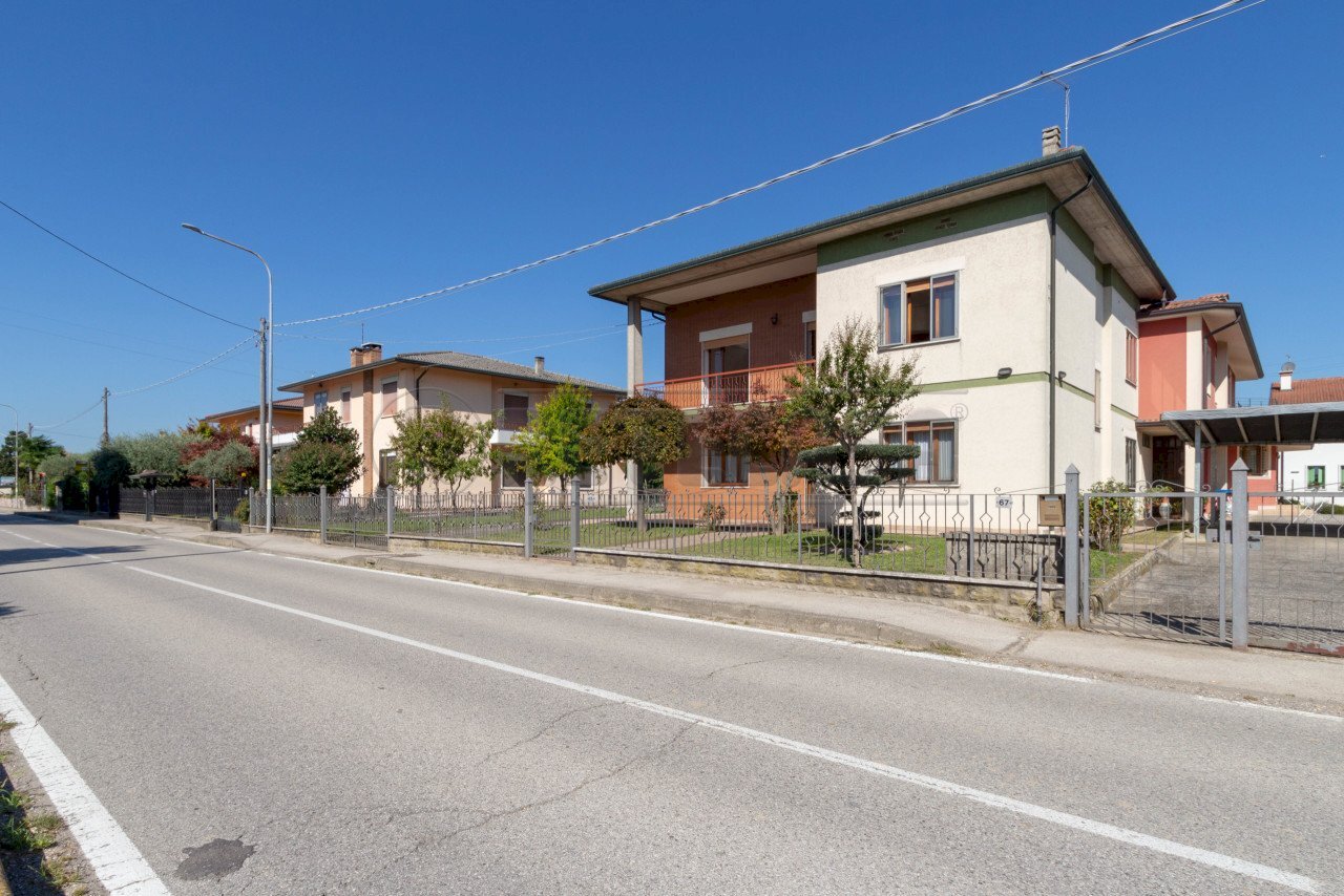 IMG_7661.jpg - Portion of a house VIA DEGLI EROI 65, Quinto Vicentino - photo 2