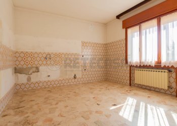 IMG_7648.jpg - Porzione di casa VIA DEGLI EROI 65, Quinto Vicentino - foto 15