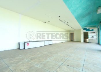 IMG_4087.JPG - Locale Commerciale Viale Giuseppe Verdi 32, Vicenza - foto 3