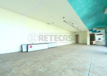 IMG_4088.JPG - Locale Commerciale Viale Giuseppe Verdi 32, Vicenza - foto 4