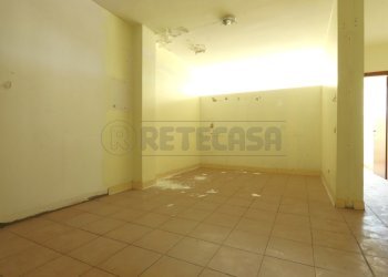 IMG_4096.JPG - Locale Commerciale Viale Giuseppe Verdi 32, Vicenza - foto 10