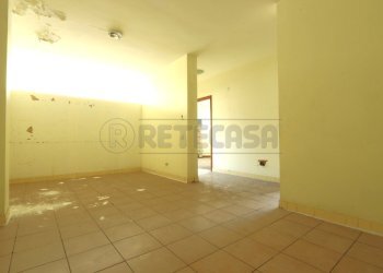 IMG_4097.JPG - Locale Commerciale Viale Giuseppe Verdi 32, Vicenza - foto 11