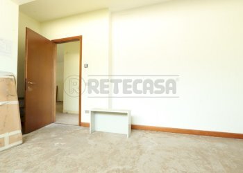 IMG_4100.JPG - Locale Commerciale Viale Giuseppe Verdi 32, Vicenza - foto 14