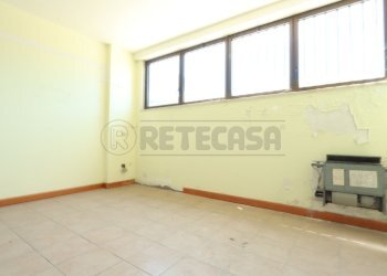 IMG_4101.JPG - Locale Commerciale Viale Giuseppe Verdi 32, Vicenza - foto 15