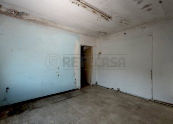 Camera 1 secondo piano 2.jpg - Porzione di casa Viale Riviera Berica 110, Longare - foto 4