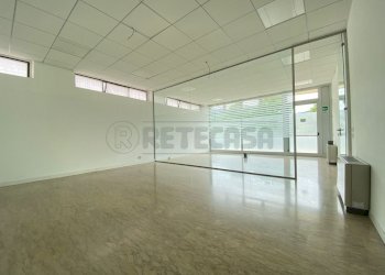 7.jpg - Commercial Premises Bassano del Grappa - photo 7