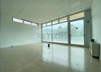 8.jpg - Commercial Premises Bassano del Grappa - photo 8