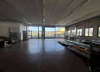 IMG_9491.jpeg - Locale Commerciale Cassola - foto 3