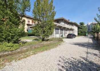 esterno.JPG - Stabile - Palazzo Viale Verdi 22, Altavilla Vicentina - foto 1