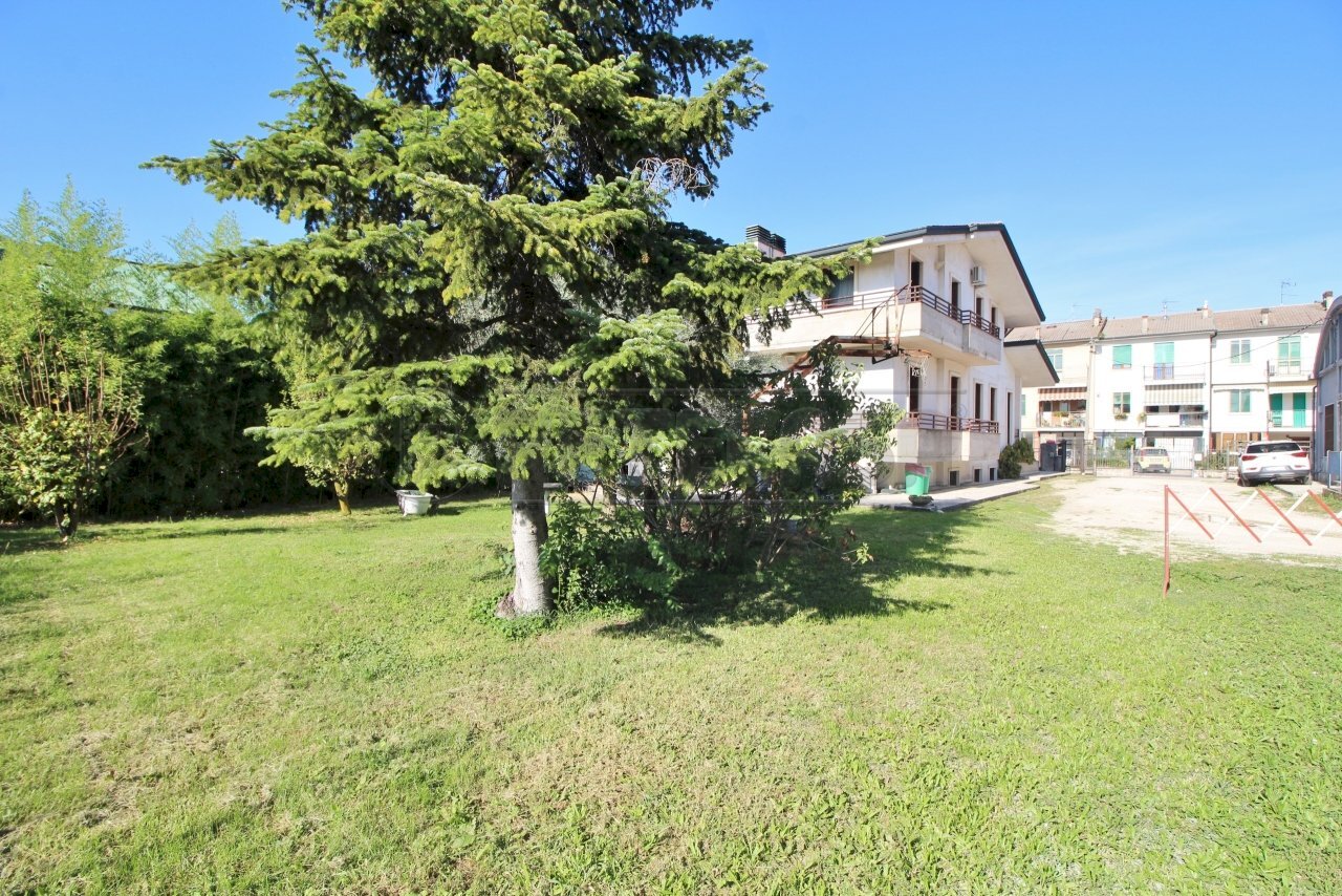 esterno - Villa Stradella Muzzi 22, Montebello Vicentino - foto 1