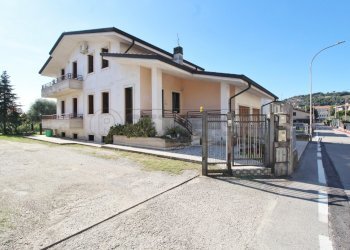 esterno - Villa Stradella Muzzi 22, Montebello Vicentino - foto 3