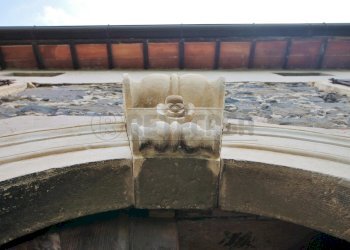 dettaglio portale - Casale Via Danesi di Sopra 50, Montecchia di Crosara - foto 23