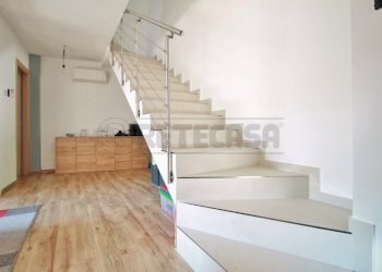 scale piano terra - Casa semi indipendente Via Monte Rosso 21, Brendola - foto 12