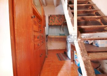 sottoscala- tinello - secchiaio - Rustico Arzignano - foto 7