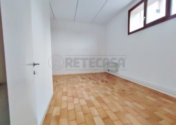 magazzino - Locale Commerciale Via de Gasperi, Altavilla Vicentina - foto 9