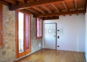 DSC_0558.JPG - Appartamento corso matteotti  52, Montecchio Maggiore - foto 7