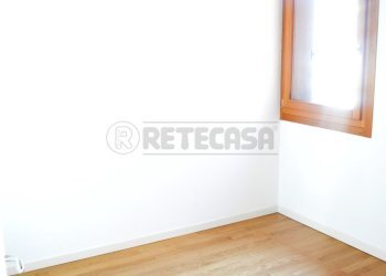 DSC_0567.JPG - Appartamento corso matteotti  52, Montecchio Maggiore - foto 12