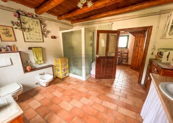 bagno finestrato - Porzione di casa Via Valdilonte, Isola Vicentina - foto 16