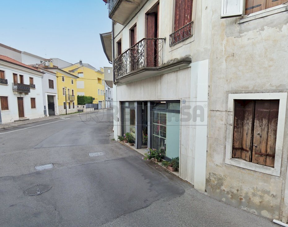 Retecasa_Cornedo - Commercial Premises Via Villa 1, Castelgomberto - photo 2