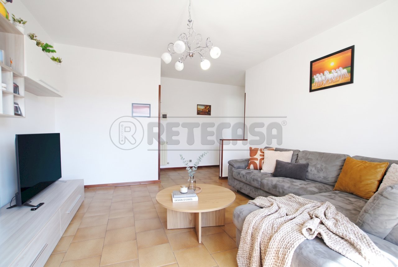 soggiorno - Apartment via 4 novembre 38, Cornedo Vicentino - photo 2