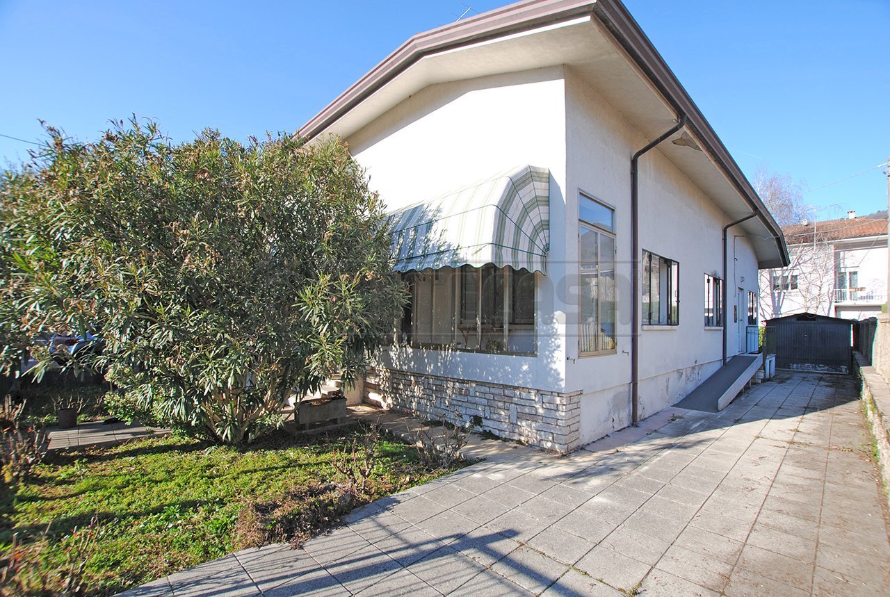 Retecasa_Cornedo - Villa Via San Francesco 6, Cornedo Vicentino - photo 1