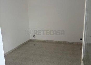 WhatsApp Image 2025-10-18 at 11.51.49 (2).jpeg - Trilocale Via Malche 19, Giffoni Sei Casali - foto 6