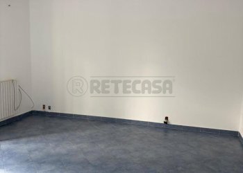 WhatsApp Image 2025-10-18 at 11.51.50 (5).jpeg - Trilocale Via Malche 19, Giffoni Sei Casali - foto 9