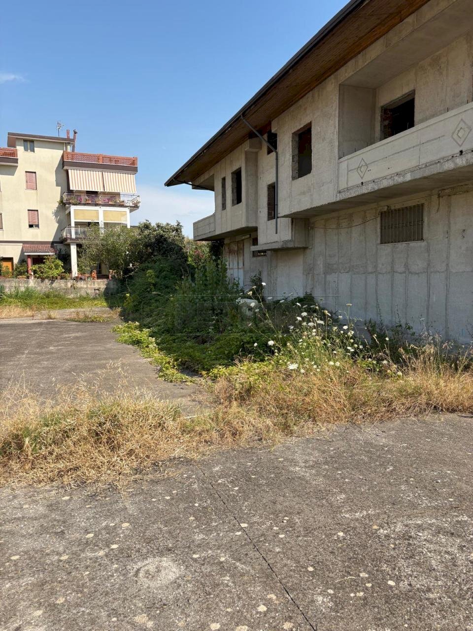 WhatsApp Image 2025-07-08 at 10.04.25 (3).jpeg - Villa Via Fondo Dattero 22, Salerno - foto 2