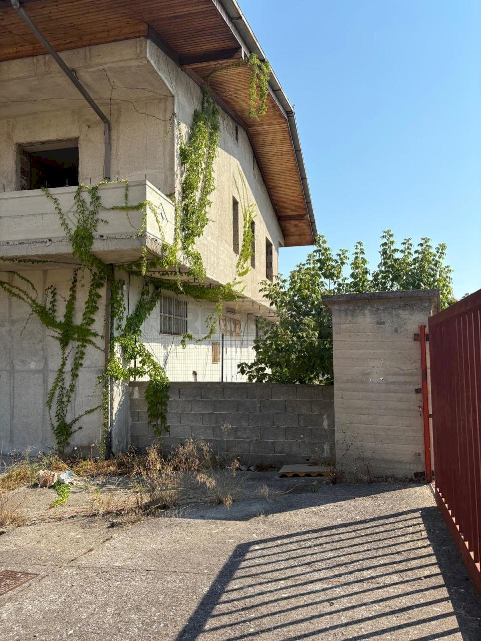 WhatsApp Image 2025-07-08 at 10.04.25 (4).jpeg - Villa Via Fondo Dattero 22, Salerno - foto 3