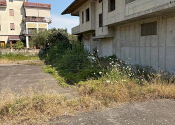 WhatsApp Image 2025-07-08 at 10.04.25 (3).jpeg - Villa Via Fondo Dattero 22, Salerno - foto 2