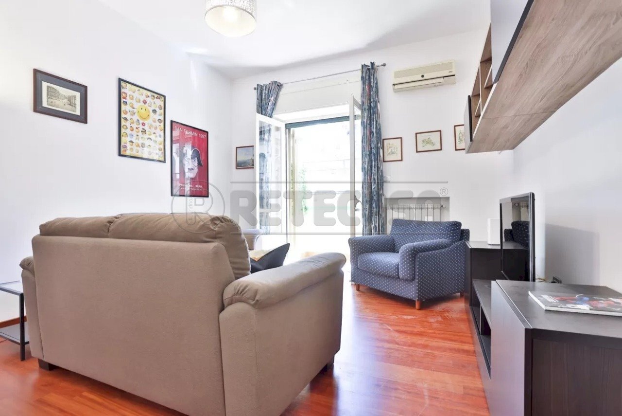 WhatsApp Image 2025-04-29 at 17.18.28 (6).jpeg - Trilocale Piazzetta Barracano 126, Salerno - foto 2