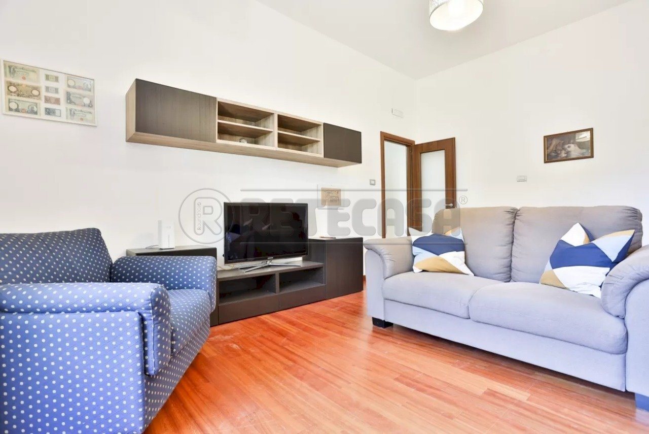 WhatsApp Image 2025-04-29 at 17.18.28 (4).jpeg - Trilocale Piazzetta Barracano 126, Salerno - foto 3