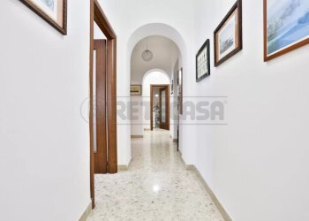 WhatsApp Image 2025-04-29 at 17.18.28 (1).jpeg - Trilocale Piazzetta Barracano 126, Salerno - foto 11