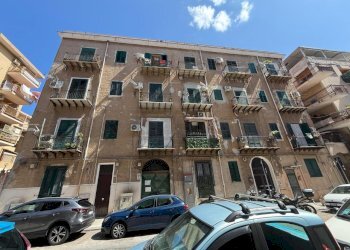 Immagine WhatsApp 2025-09-12 ore 18.36.49_5bff8d14 - Quadrilocale Via Aloisio Juvara 115, Palermo - foto 1