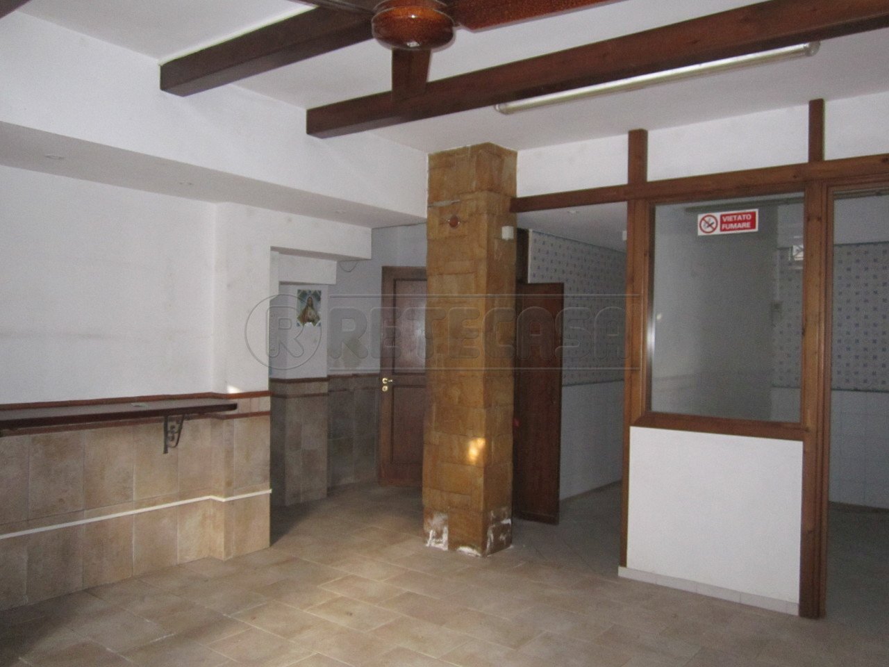 IMG_0062.JPG - Locale Commerciale via carbone 75, Palermo - foto 3