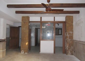 IMG_0061.JPG - Commercial Premises via carbone 75, Palermo - photo 2