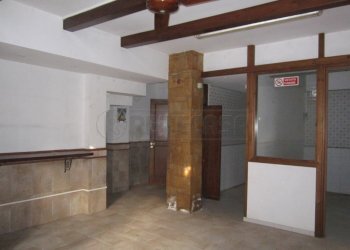 IMG_0062.JPG - Commercial Premises via carbone 75, Palermo - photo 3