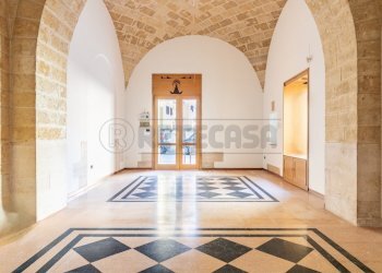 IMG_5878-HDR.jpg - Locale Commerciale Via San Lorenzo  29, Bisceglie - foto 1