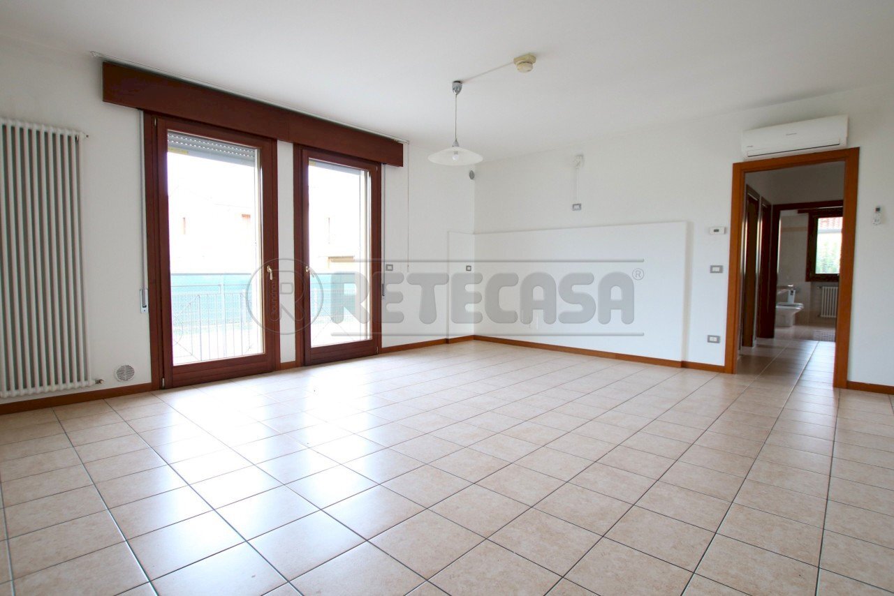 IMG_7030.jpg - Quadrilocale Via Giovanni Falcone, Barbarano Mossano - foto 2