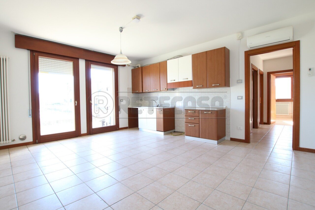 IMG_8576.JPG - Quadrilocale Via Giovanni Falcone, Barbarano Mossano - foto 1