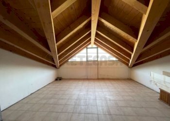 2.JPG - Locale Commerciale Via Papa Giovanni XXIII, Barbarano Mossano - foto 10